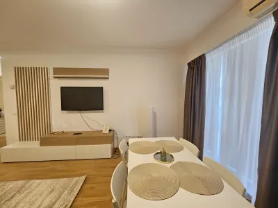 living cu zona de dining apartament de inchiriat Sector 2 București